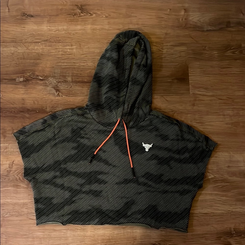 Under Armour Green Cropped Boxy Hoodie